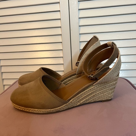Style & Co. Shoes - NWOT Style & Co Mailena Espadrille wedge Light Taupe Size 7.5 Wide